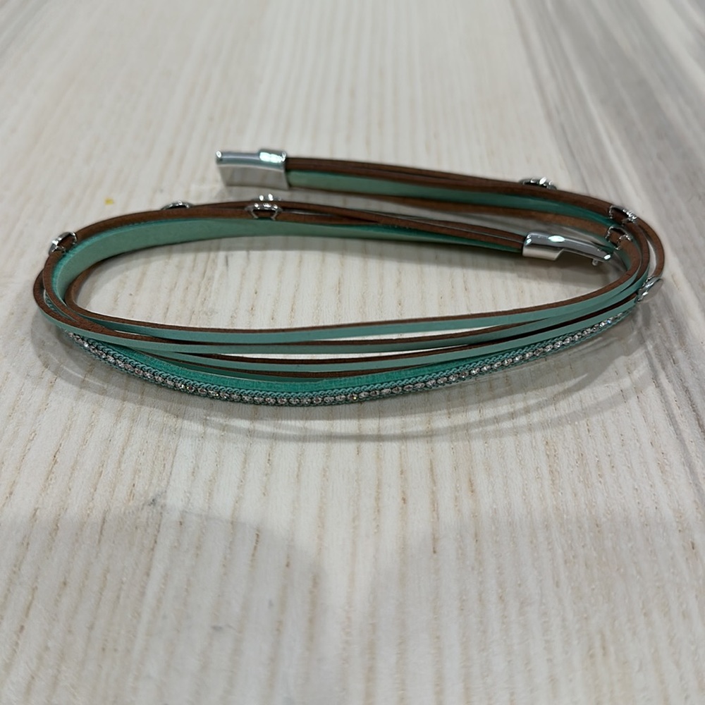 Sea foam blue-green leather bracelet with silver and crystal accents - Picture 2 of 4